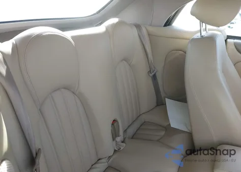 2002 Jaguar Xk8 z USA, uszkodzony, nr VIN SAJDA42C72NA26652